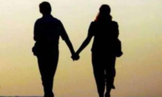 ಕಣ್ಣಿಗೆ ಖಾರದ ಪುಡಿ ಎರಚಿ ಕುತ್ತಿಗೆಗೆ ಇರಿದ ಹಳೆ ಲವರ್.ಕುಮಟಾದಲ್ಲೊಂದು ಲವ್ ಕಹಾನಿ.