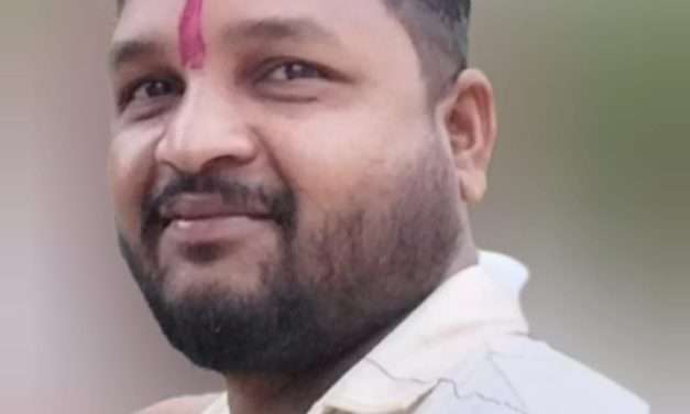 ಠಾಣೆ ಎದುರು ಬೆಂಕಿ ಹಚ್ಚಿಕೊಂಡಾತ ಸಾವು.ಬೆಳಗಾವಿ ಆಸ್ಪತ್ರೆಯಲ್ಲಿ ಚಿಕಿತ್ಸೆ ಫಲಕಾರಿಯಾಗದೇ ದುರ್ಮರಣ.