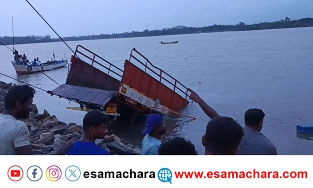 ಕಾಳಿ ನದಿಯಲ್ಲಿ ಲಾರಿ ಮೇಲೇತ್ತುವ ಆಪರೇಷನ್ ಸಕ್ಸಸ್