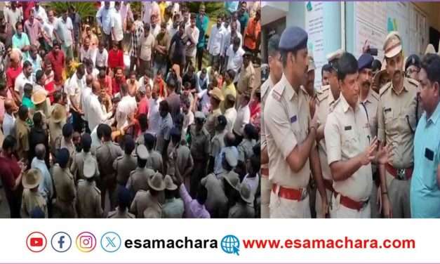 Protest/  ಭಟ್ಕಳದಲ್ಲಿ ಹಿಂದು ಕಾರ್ಯಕರ್ತರ ಬಾರೀ ಪ್ರತಿಭಟನೆ. ಎಸ್ಪಿ ಎಂ ನಾರಾಯಣ್ ವಿರುದ್ಧ ಆಕ್ರೋಶ.