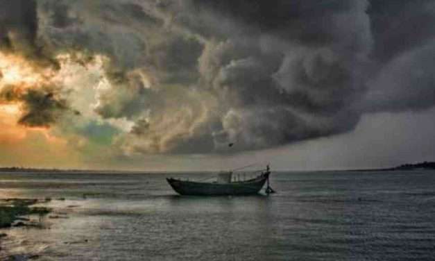 Warning/ ಗಾಳಿ ಮಳೆ ಸಾಧ್ಯತೆ. ಮೀನುಗಾರಿಕೆಗೆ ತೆರಳದಂತೆ ಎಚ್ಚರಿಕೆ.