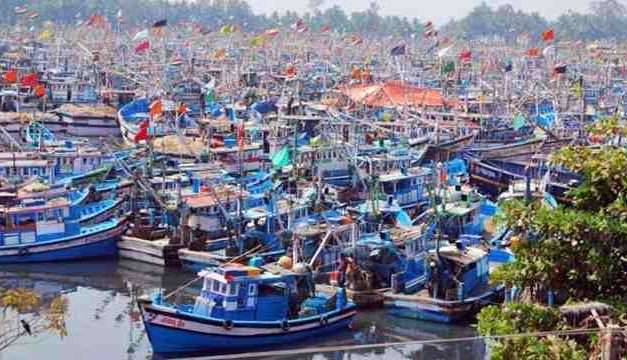 Fishing Banned/ ಇಂದಿನಿಂದ ಆಳ ಸಮುದ್ರ ಮೀನುಗಾರಿಕೆ ನಿಷೇಧ. ಸರ್ಕಾರದ ಆದೇಶ.