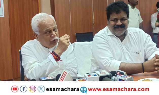 Naval Base/ ನೌಕಾನೆಲೆ ನಿಮ್ಮಪ್ಪನ ಆಸ್ತಿನಾ ? : ಆರ್ ವಿ ದೇಶಪಾಂಡೆ ಗರಂ.