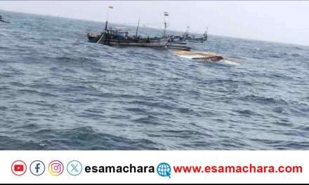 Boat Drowned/ ಅರಬ್ಬಿ ಸಮುದ್ರದಲ್ಲಿ ಬೋಟು ದುರಂತ: 30 ಮೀನುಗಾರರ ರಕ್ಷಣೆ.