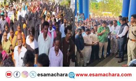 Forestdwelllers/ ಭಟ್ಕಳದಲ್ಲಿ ಅರಣ್ಯವಾಸಿಗಳ ಬೃಹತ್ ಕಾನೂನು ಜಾಥಾ. ಮೂರು ತಲೆಮಾರಿನ ದಾಖಲೆ ಒತ್ತಾಯಿಸತಕ್ಕದಲ್ಲ : ರವೀಂದ್ರ ನಾಯ್ಕ