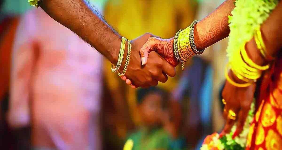 Marriage/ ಒಬ್ಬಾಕೆಯನ್ನ ಮದುವೆಯಾಗಲು ಎರಡು ದಿಬ್ಬಣ ಬಂತು! ಮದುವೆ ಮನೆಯಲ್ಲಿ‌ ಹೈಡ್ರಾಮಾ.